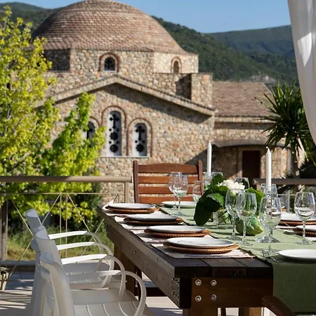 Villa Luminous