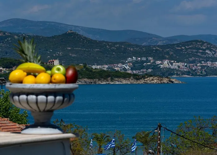 Luminous * Nea Iraklitsa